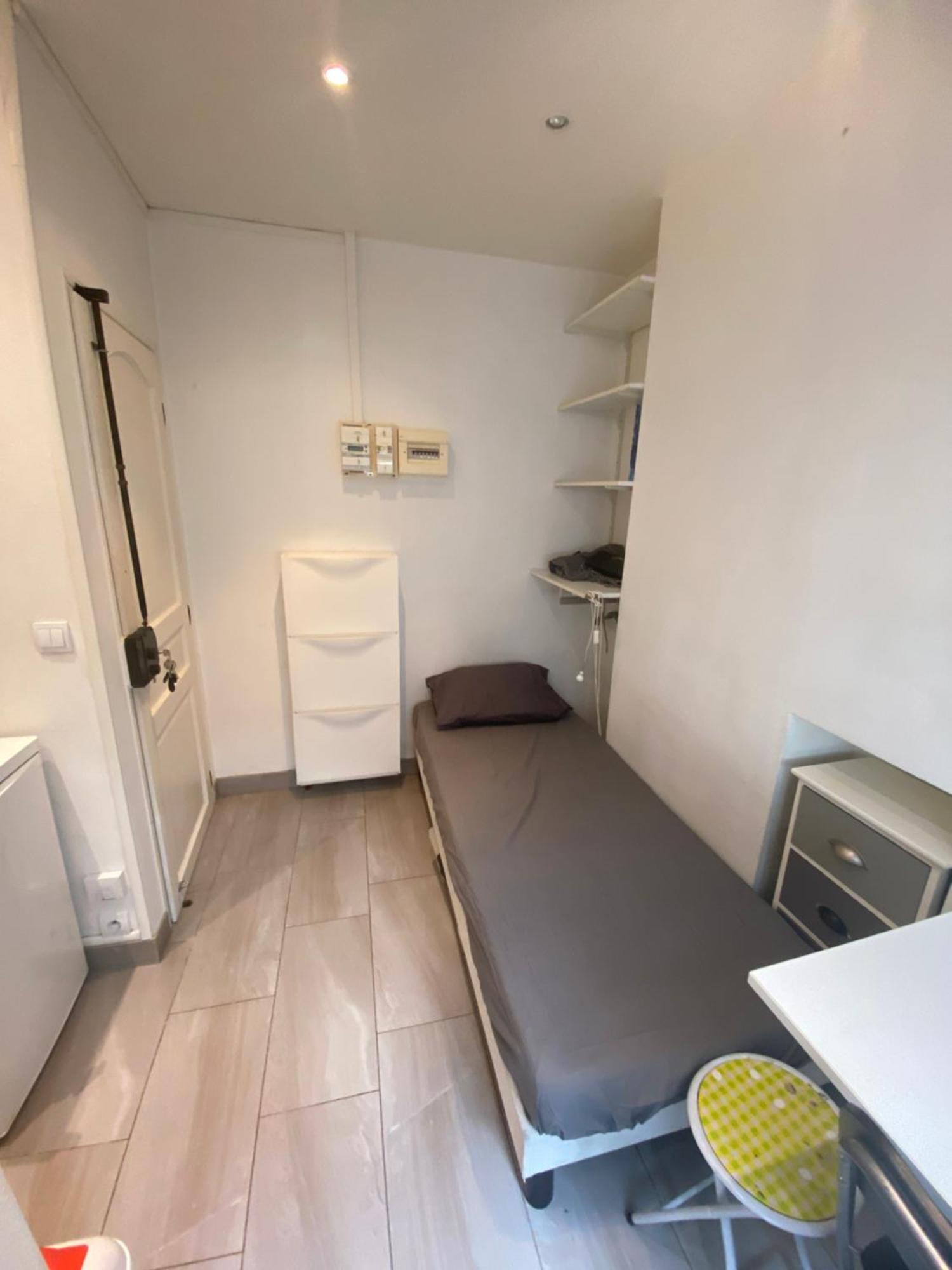 Small Studio Near Eiffel Tower Παρίσι Εξωτερικό φωτογραφία