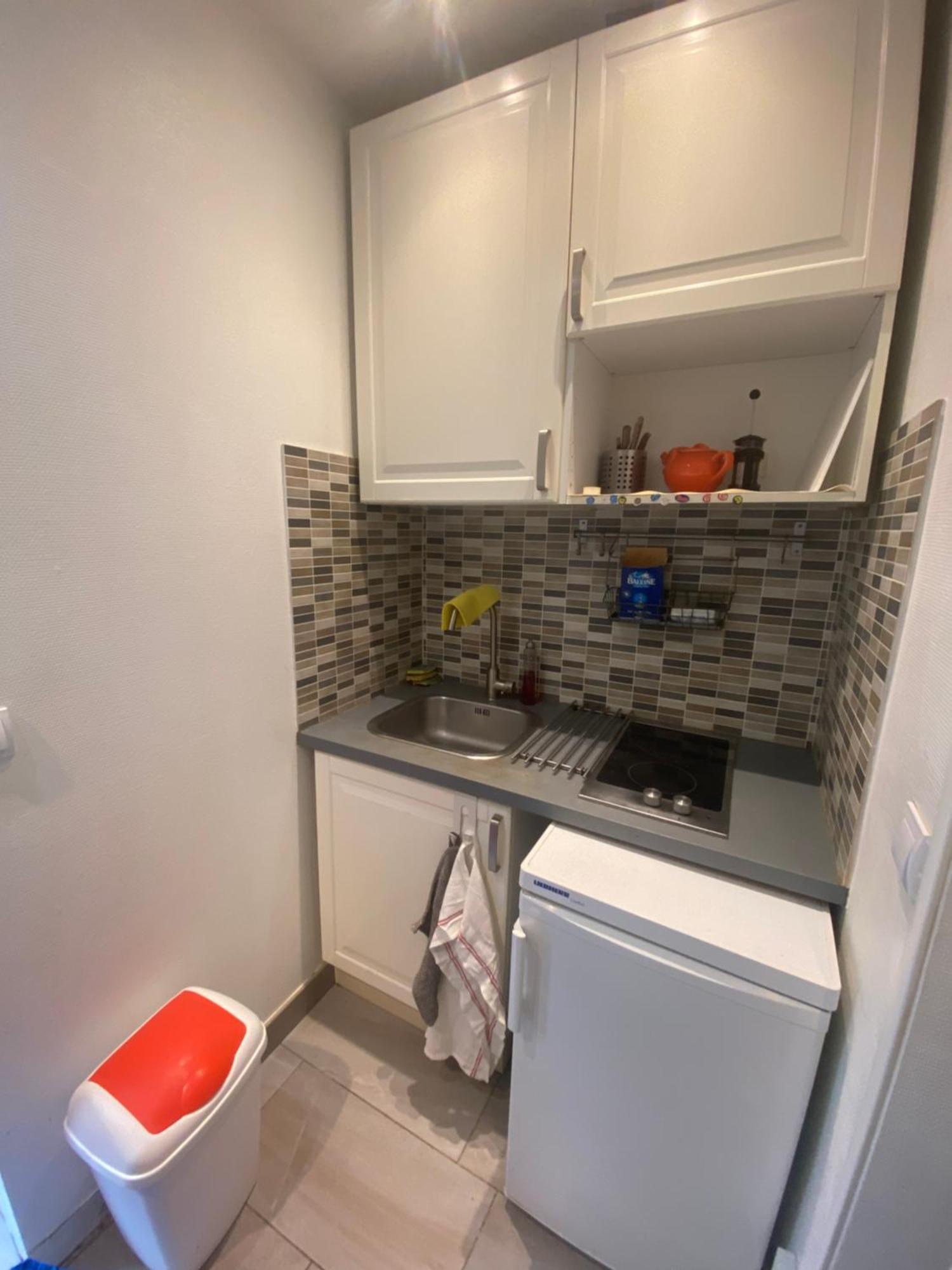 Small Studio Near Eiffel Tower Παρίσι Εξωτερικό φωτογραφία